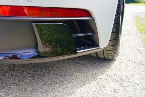 Porsche 911 CARRERA 4 GTS CONVERTIBLE 21