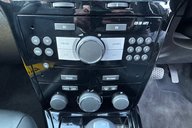 Vauxhall Astra ELITE.. AUTOMATIC.. 16 SERVICES.. 13 MAIN DEALER.. LOOK ONLY 30K MILES..  7