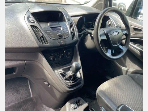 Ford Transit Connect 1.5 TDCi 220 Panel Van 5dr Diesel Manual L1 H1 (120 g/km, 74 bhp) 34