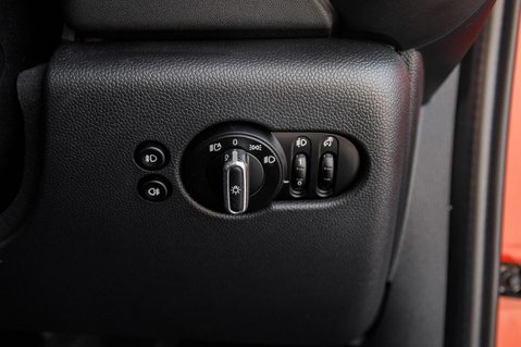 Mini Hatch COOPER EXCLUSIVE 15
