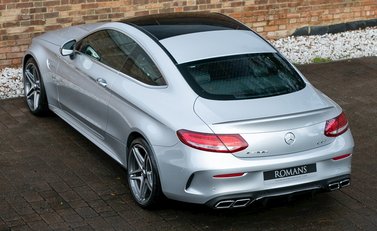Mercedes-Benz C Class C63 Coupe 9