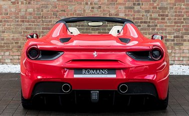 Ferrari 488 Spider 7