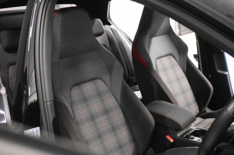 Volkswagen Golf 2.0 Golf GTi TSi Semi-Auto 5dr 37