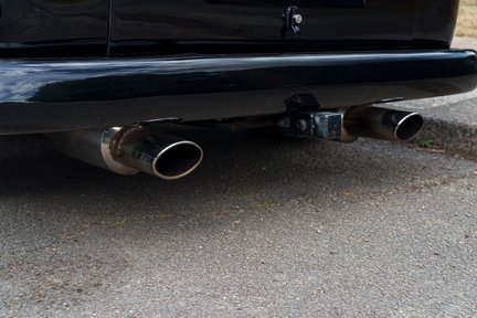 Volkswagen Restomod Porsche 3.2 Ltr 21 Window Samba 15