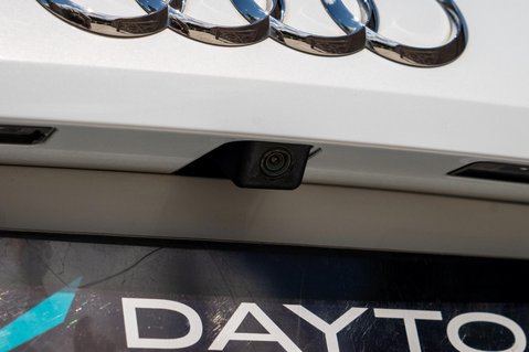 Audi R8 5.2 FSI V10 Plus S Tronic quattro Euro 6 (s/s) 2dr 33