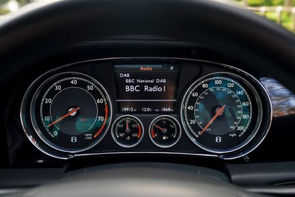 Bentley Continental GT V8 S 15