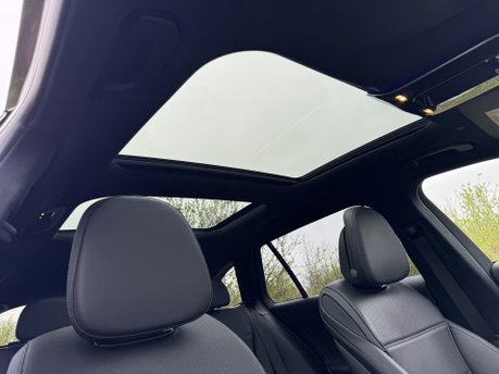 Mercedes-Benz C Class C200 MHEV AMG Line Premium Plus Auto Petrol Estate PAN ROOF/MEMORY SEATS 17