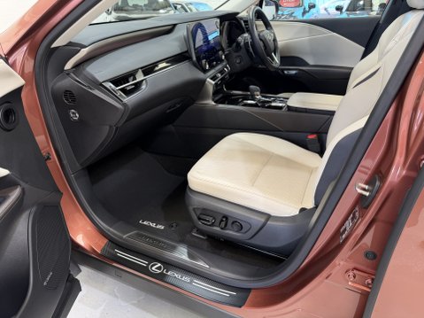 Lexus RX 450H PLUS PREMIUM PLUS 38
