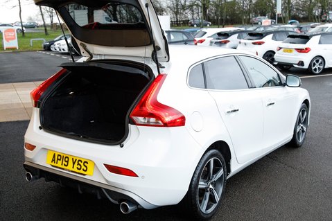 Volvo V40 D2 R-DESIGN EDITION 34