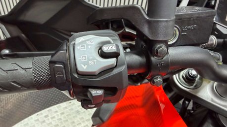 Suzuki V-Strom XT 2022 ONLY 2K FULL LUGGAGE STUNNING ADVENTURE BIKE 36