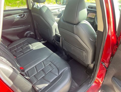 Nissan Qashqai 1.3 Qashqai N-Motion DiG-T 5dr 39