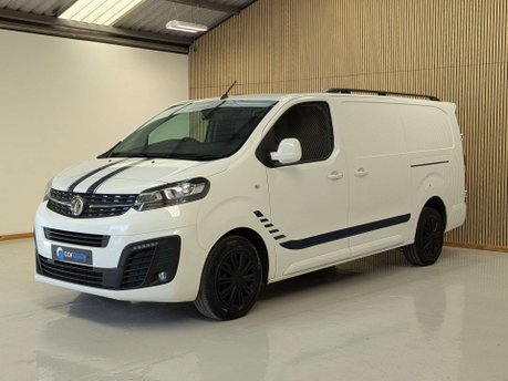 Vauxhall Vivaro 1.5 Vivaro 2900 Sportive S/S 9