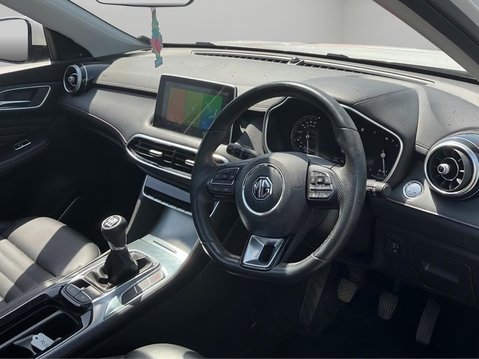 MG HS 1.5 T-GDI Exclusive Euro 6 (s/s) 5dr 3