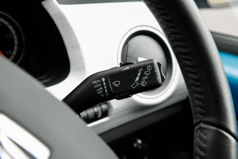 SEAT Mii BASE 18