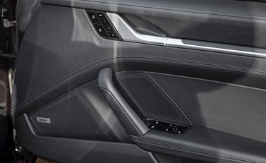 Porsche 911 Carrera 4S (992) 21