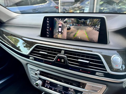 BMW 7 Series 740LD XDRIVE EXCLUSIVE 26