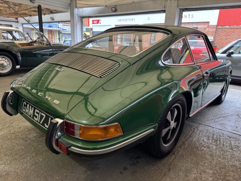 Porsche 911 T 2.2 LWB - LHD COUPE 40