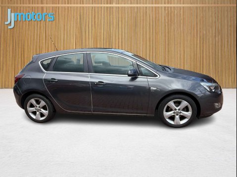 Vauxhall Astra 1.6 16v SRi Hatchback 5dr Petrol Auto Euro 5 (115 ps) 7