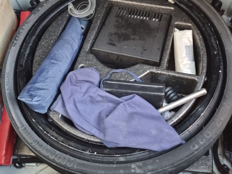 Mercedes-Benz SL Series SL350 38