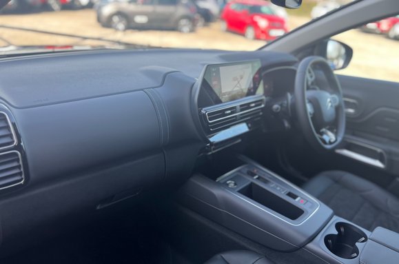 Citroen C5 Aircross PURETECH MAX EDITION 1.2 HYBRID AUTO 28