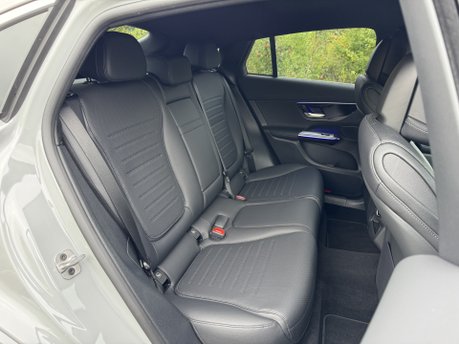 Mercedes-Benz GLC GLC 220 D MHEV 4Matic AMG Line Coupe Auto MEMORY SEATS/PARKTRONIC/SAT NAV 28