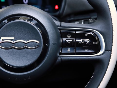 Fiat 500 87kW La Prima 42kWh 2dr Auto 32