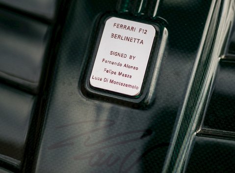 Ferrari F12 Berlinetta 34