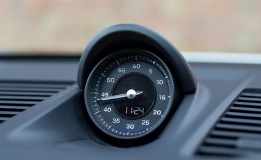 Porsche 911 Carrera S (992) 18