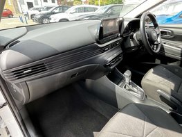 Hyundai BAYON 1.0 Bayon Premium TGDi MHEV Auto 5dr 17