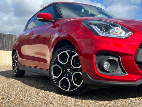 Suzuki Swift SPORT BOOSTERJET MHEV 14