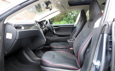 Tesla Model S P85 14