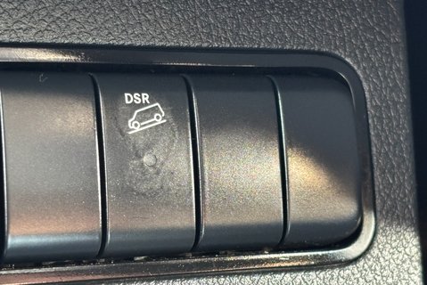 Mercedes-Benz Sprinter 319 Cdi 7g-Tronic L2 H1 4x4 Panel Van - Air Con / Sat Nav / Rear Camera 36