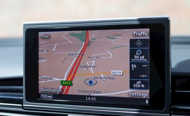 Audi RS6 Avant Performance 18