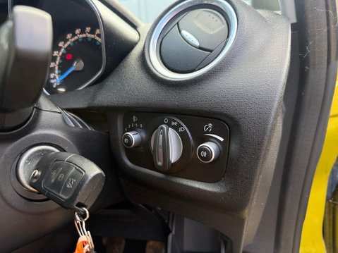 Ford Fiesta 1.0T EcoBoost Zetec Euro 5 (s/s) 5dr 23