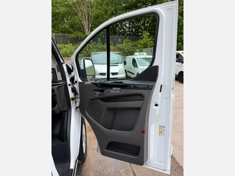 Ford Transit Custom 2.0 280 EcoBlue Limited Panel Van 5dr Diesel Manual L1 H1 Euro 6 (130 ps) 25