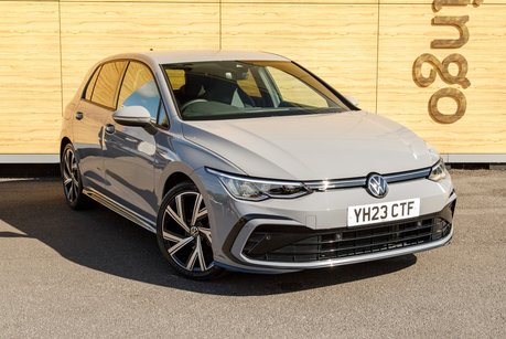 Volkswagen Golf R-LINE TSI
