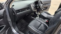 Mitsubishi Outlander 2.0h 12kWh GX4h SUV 5dr Petrol Plug-in Hybrid CVT 4WD Euro 6 (s/s) (200 ps) 32