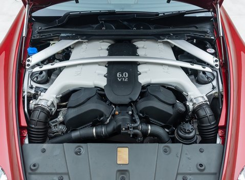 Aston Martin V12 Vantage s 38