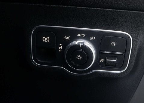 Mercedes-Benz EQA 250+ AMG LINE EXECUTIVE 43