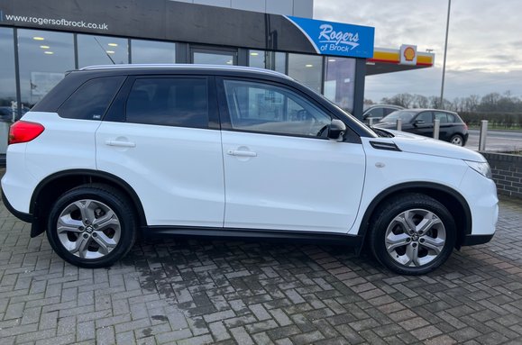 Suzuki Vitara 1.6 SZ-T AUTOMATIC 7