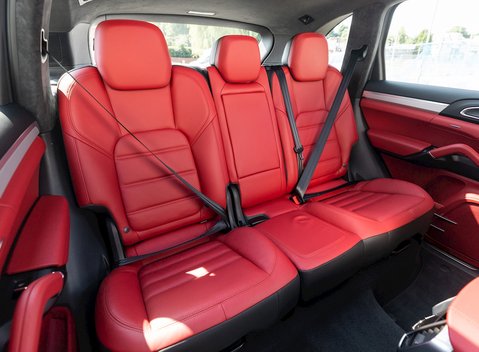 Porsche Cayenne Turbo 14