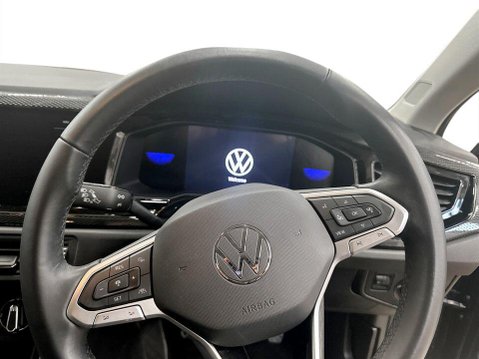 Volkswagen Polo 1.0 TSI Life Hatchback 5dr Petrol Manual Euro 6 (s/s) (95 ps) Air Con - Bl 13