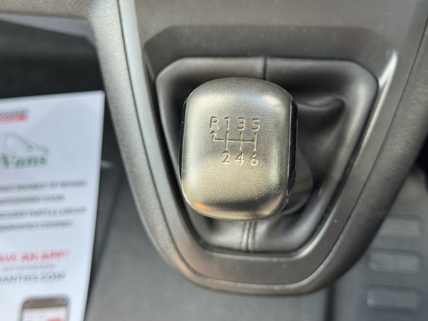 Vauxhall Vivaro SWB L1H1 Low Roof Prime Air Con Sensors SELECT 36