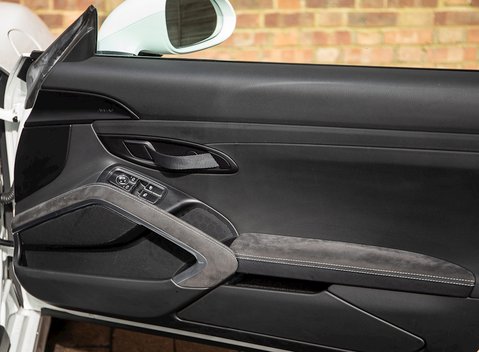 Porsche Cayman (981) GT4 19