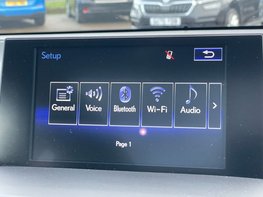 Lexus NX 2.5 NX 300h F Sport CVT 4WD 5dr 39