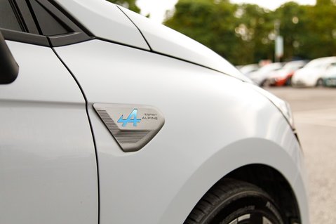 Renault Clio ESPRIT ALPINE TCE 12