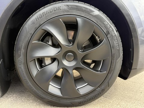 Tesla Model Y SUV 5dr Electric Auto RWD (346 ps) 14