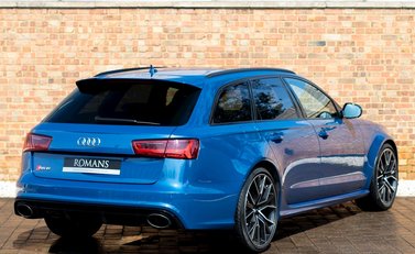 Audi RS6 Avant Performance 7