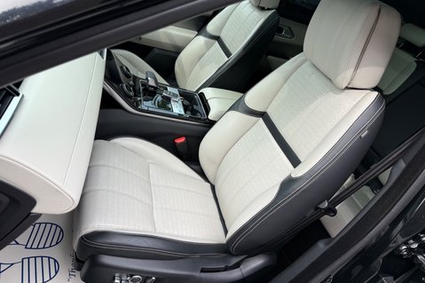 Land Rover Range Rover Velar R-DYNAMIC HSE - ALL BLACK - SLIDING PAN ROOF -2 OWNERS - SERVICE HISTORY 26