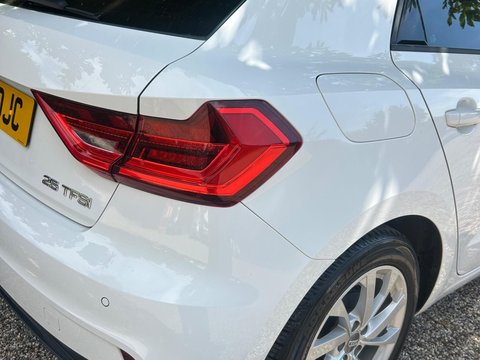 Audi A1 1.0 TFSI 25 Sport Sportback Euro 6 (s/s) 5dr 9